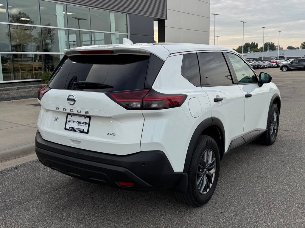 Used 2021 Nissan Rogue S AWD/4WD image 37