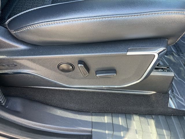 Certified 2024 Ford F150 Lariat AWD/4WD image 23
