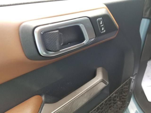 Certified 2022 Ford Bronco Outer Banks AWD/4WD image 11
