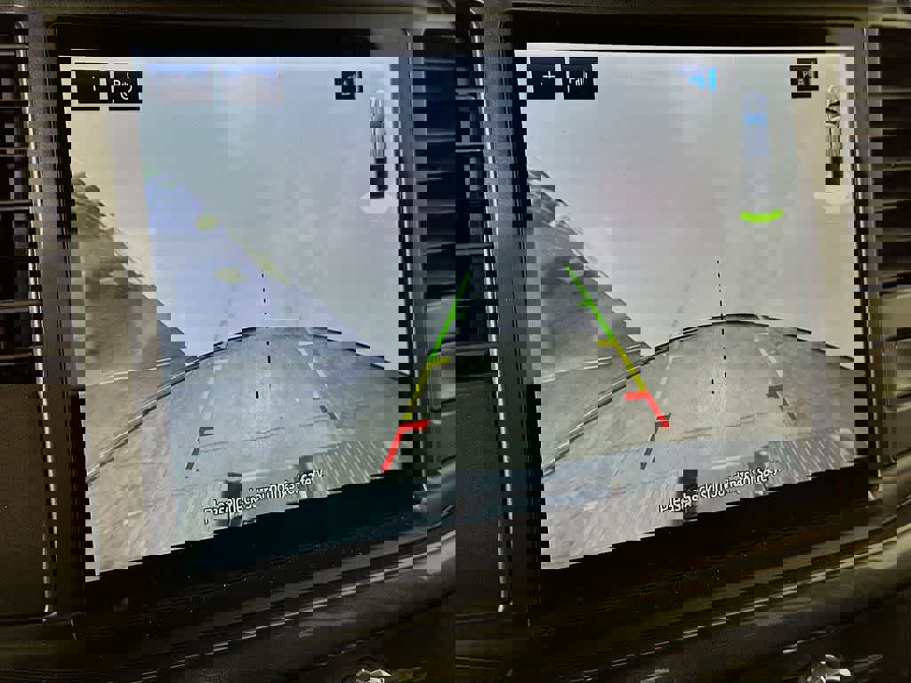 Certified 2022 Ford F150 XLT w/ Equipment Group 302A High image 29