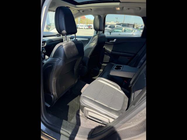 Certified 2022 Ford Escape SEL AWD/4WD image 12