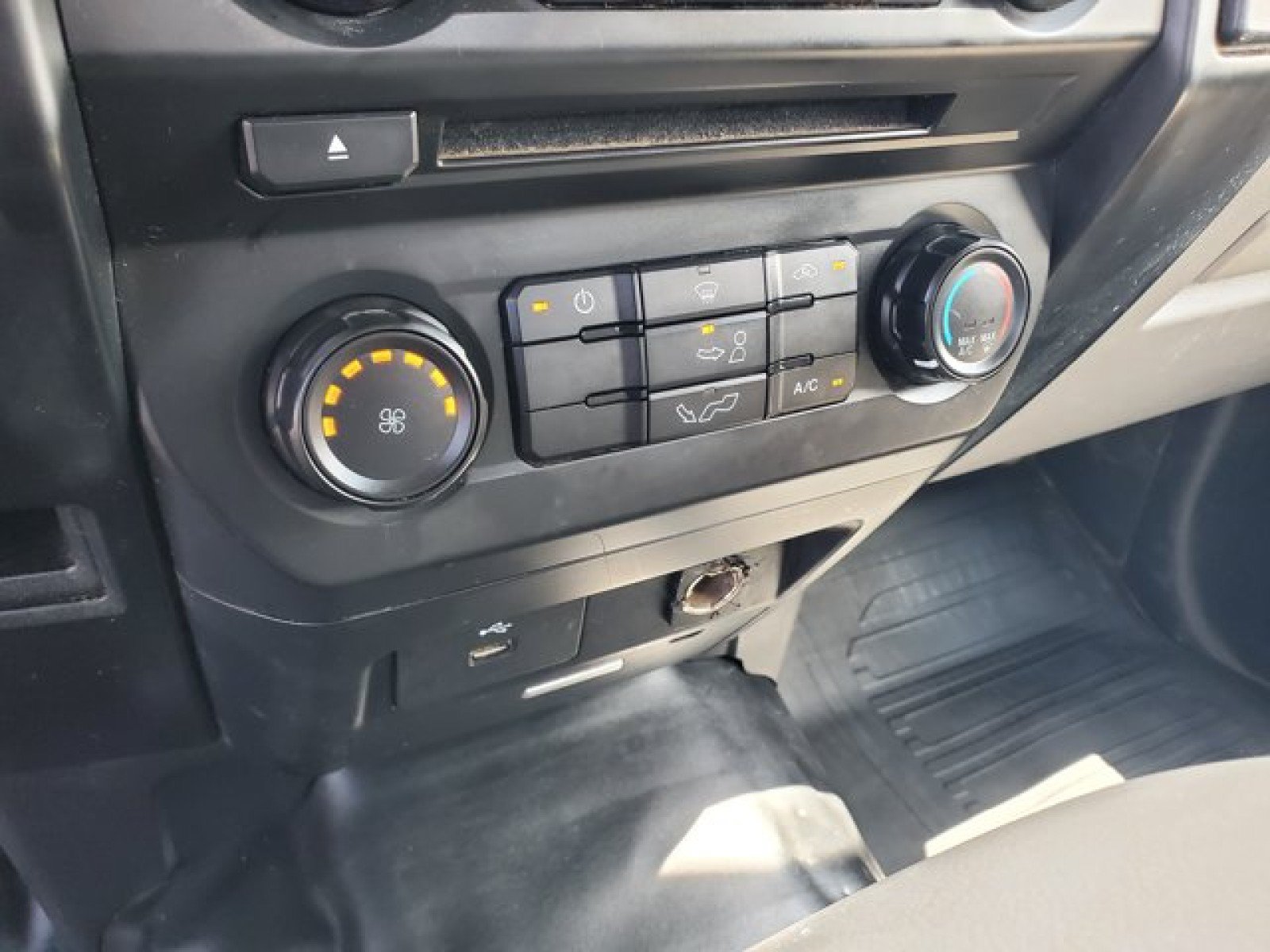 Certified 2018 Ford F150 XL w/ Equipment Group 101A Mid AWD/4WD image 22