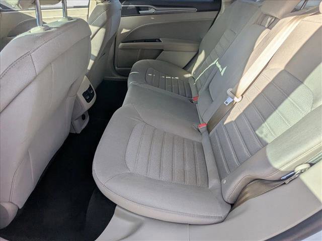 Certified 2020 Ford Fusion SE image 17