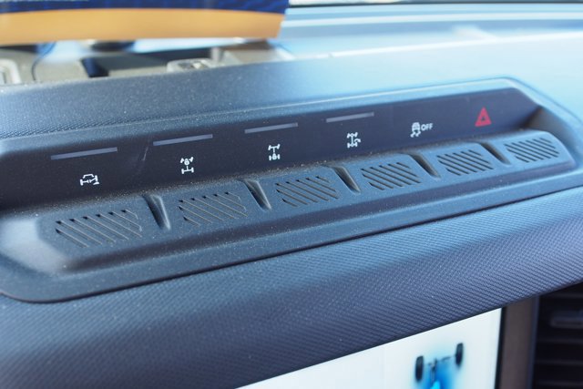 Certified 2025 Ford Bronco Badlands image 24