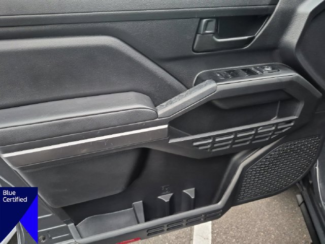 Used 2024 Toyota Tacoma SR5 AWD/4WD image 12