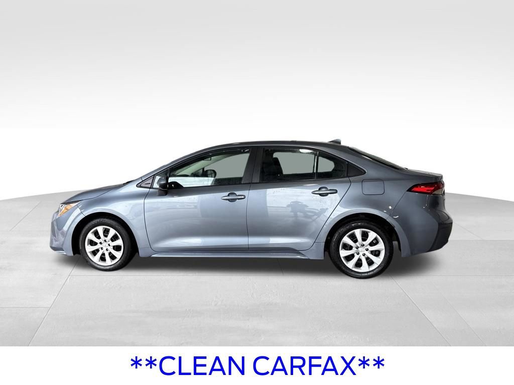 Used 2024 Toyota Corolla LE image 2