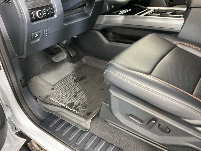 Certified 2025 Ford F350 Lariat w/ FX4 Off-Road Package image 18