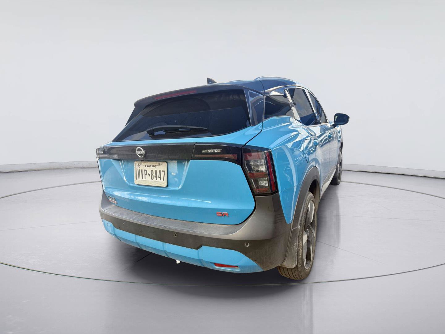 Used 2025 Nissan Kicks SR w/ SR Premium Package FWD image 5
