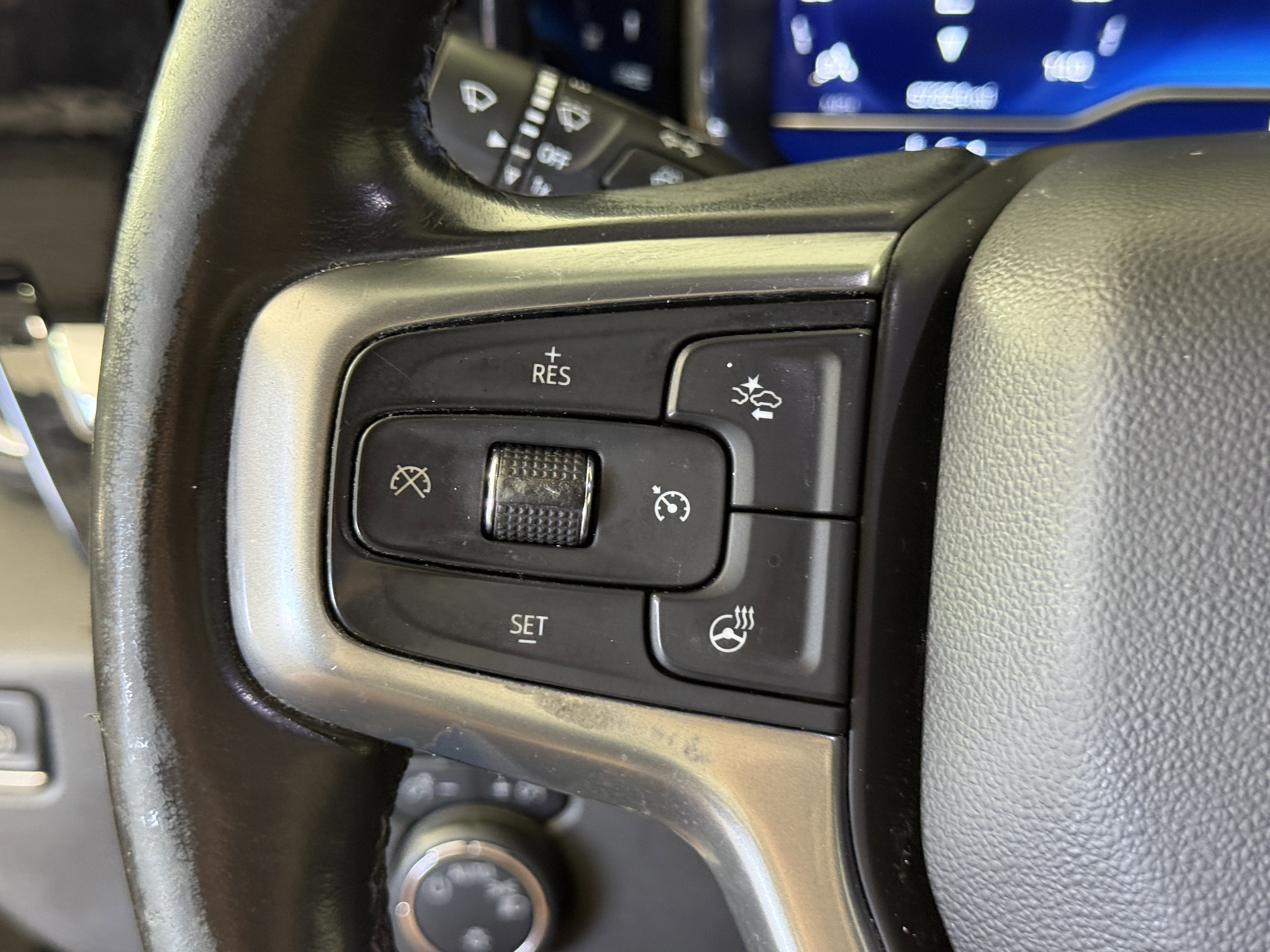 Used 2022 Chevrolet Silverado 1500 LT image 25