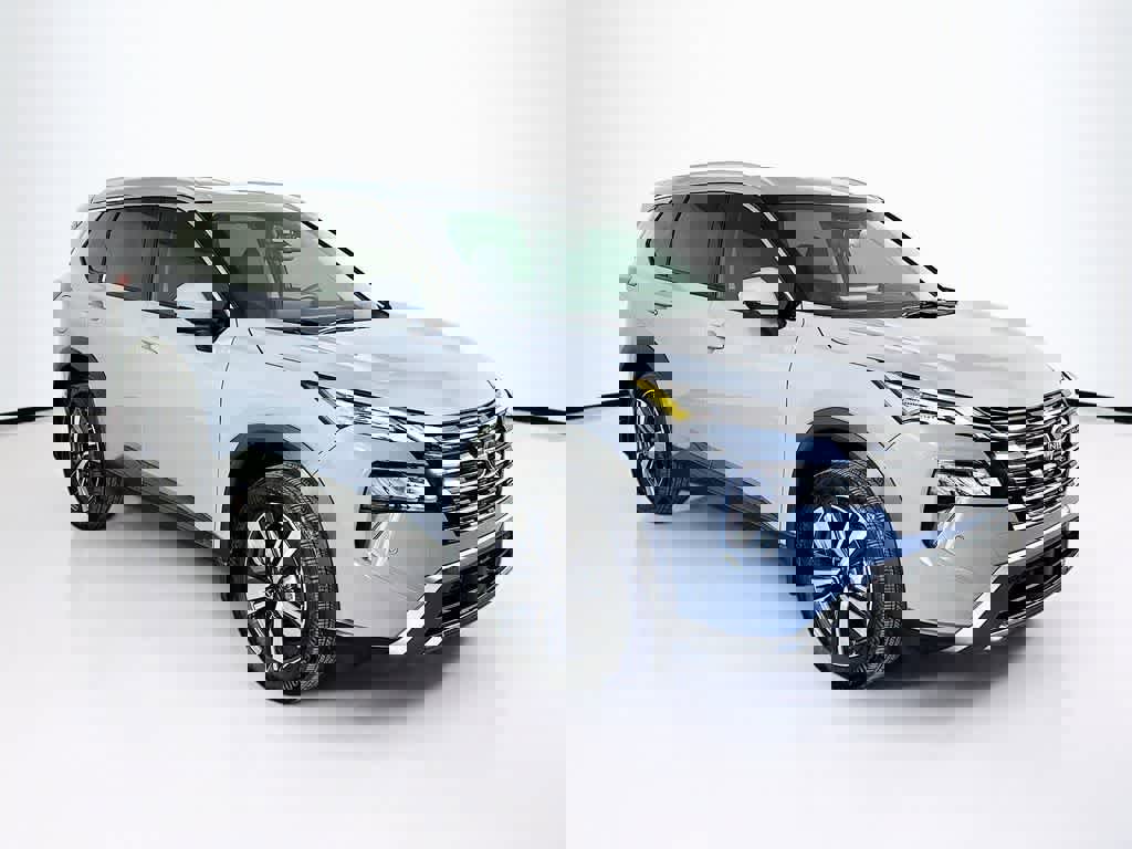 Used 2024 Nissan Rogue SL image 24