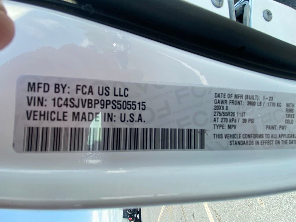 Used 2023 Jeep Wagoneer Series II image 32