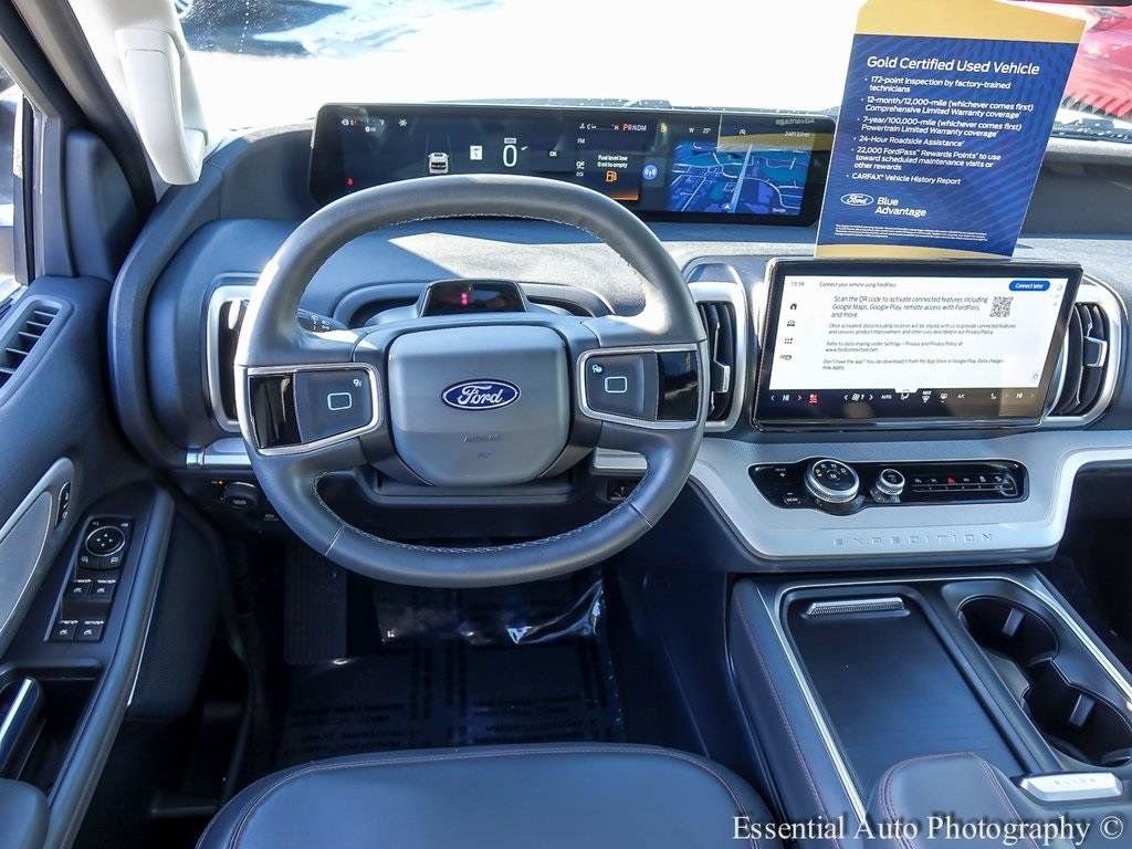 Certified 2025 Ford Expedition Active AWD/4WD image 14
