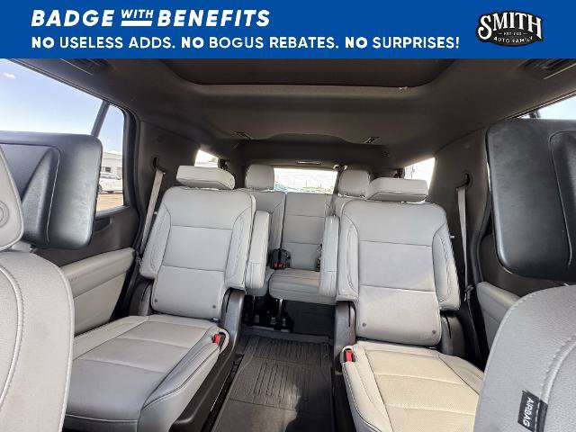 Used 2025 GMC Yukon Elevation w/ Elevation Premium Package AWD/4WD image 19