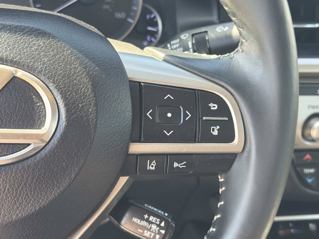 Used 2018 Lexus ES 350 w/ Navigation System Package FWD image 11