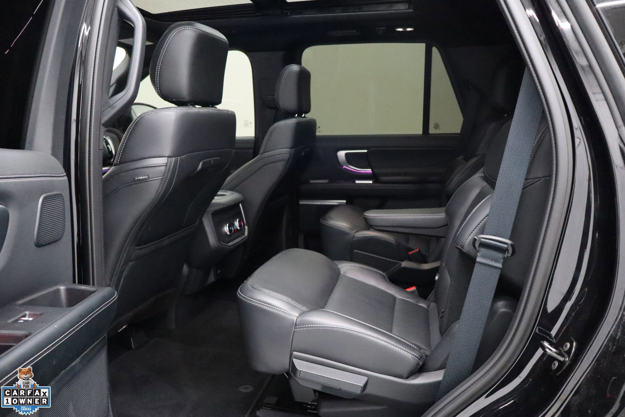 Certified 2025 Ford Expedition Platinum w/ Stealth Performance Package AWD/4WD image 27