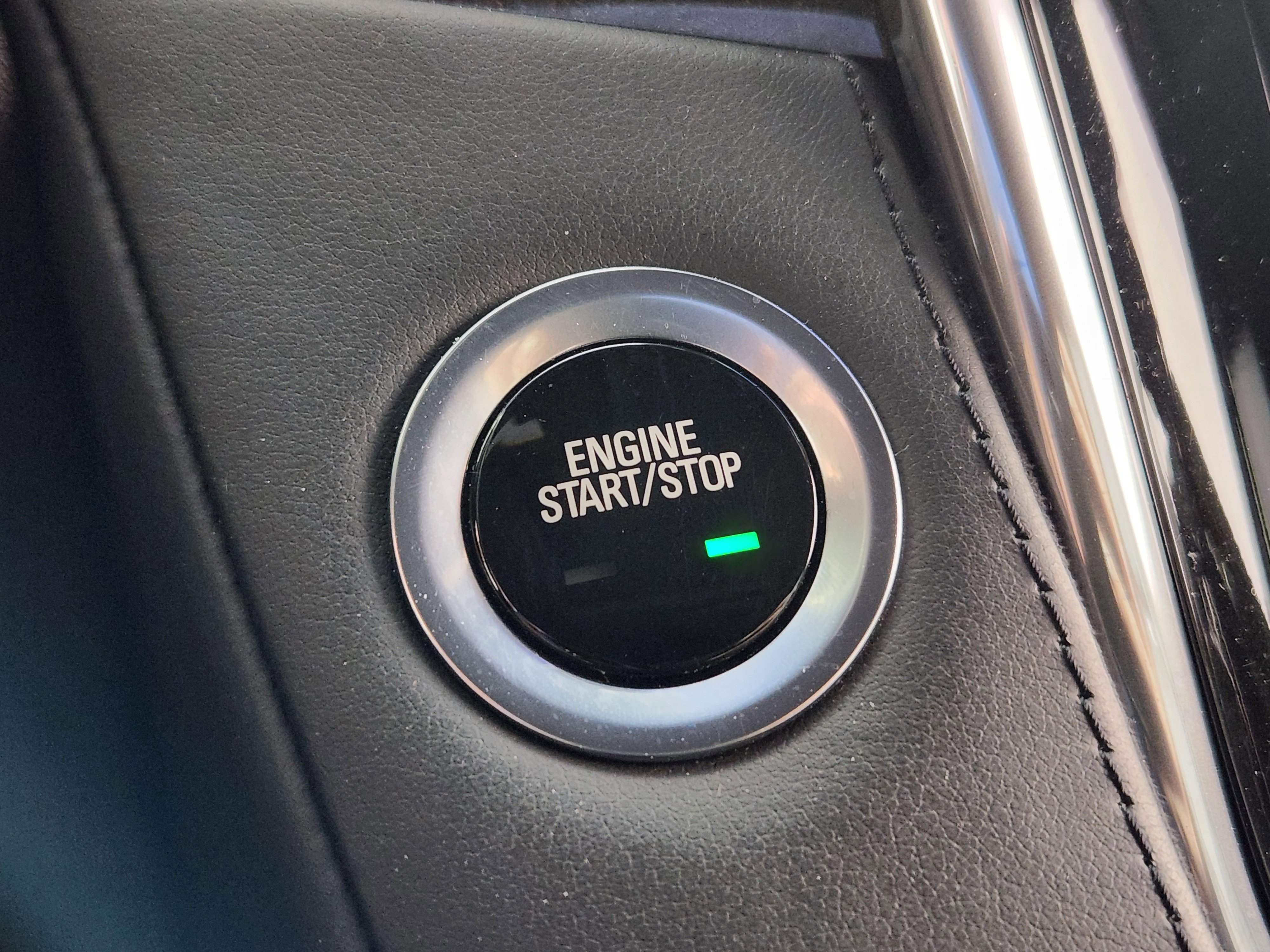 Used 2017 Cadillac Escalade Platinum image 26