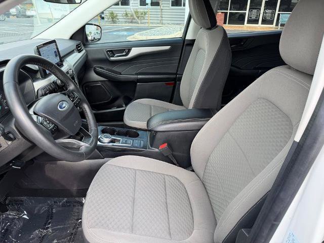 Certified 2022 Ford Escape SE w/ Convenience Package FWD image 11