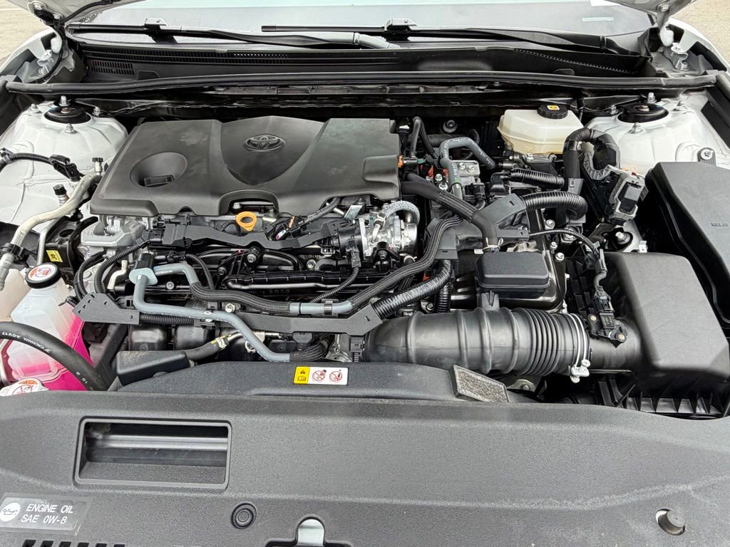 Used 2025 Toyota Camry SE w/ Convenience Package FWD image 36