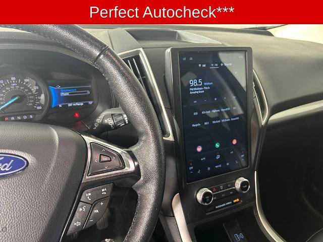 Certified 2024 Ford Edge SEL AWD/4WD image 3