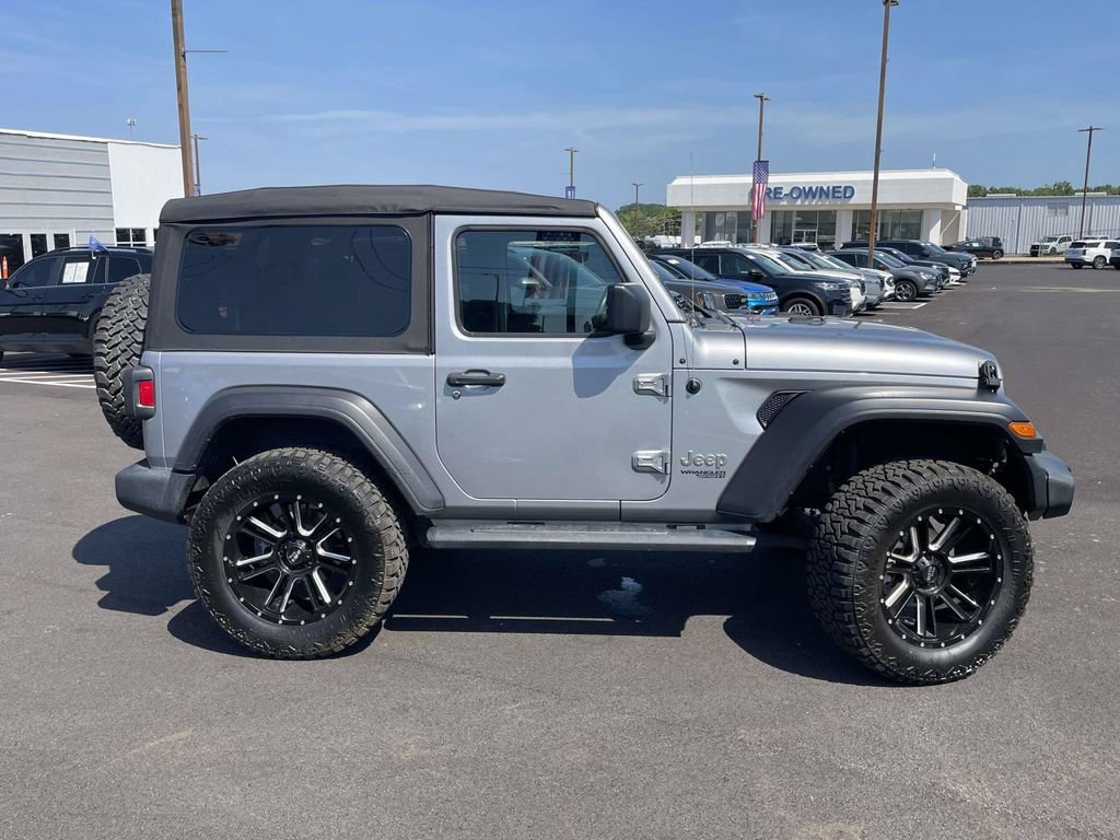 Used 2021 Jeep Wrangler Sport AWD/4WD video 2