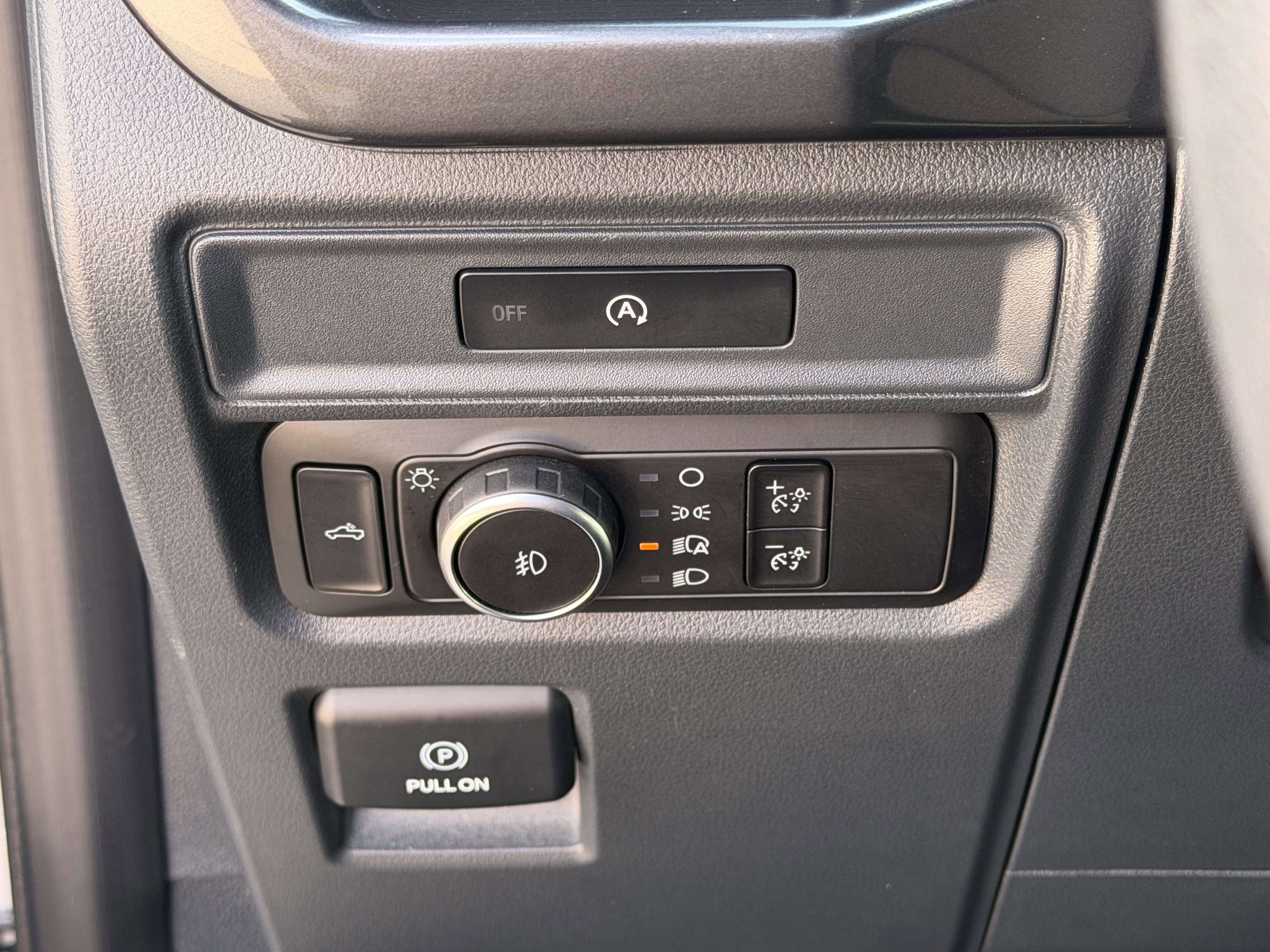 Certified 2025 Ford F150 STX w/ Equipment Group 200A image 23