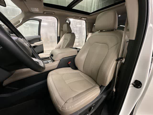 Certified 2022 Ford Expedition Max Limited AWD/4WD image 18