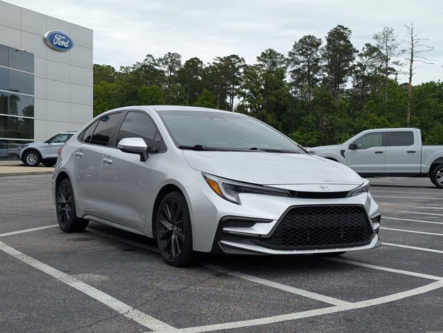 Used 2024 Toyota Corolla SE FWD image 6