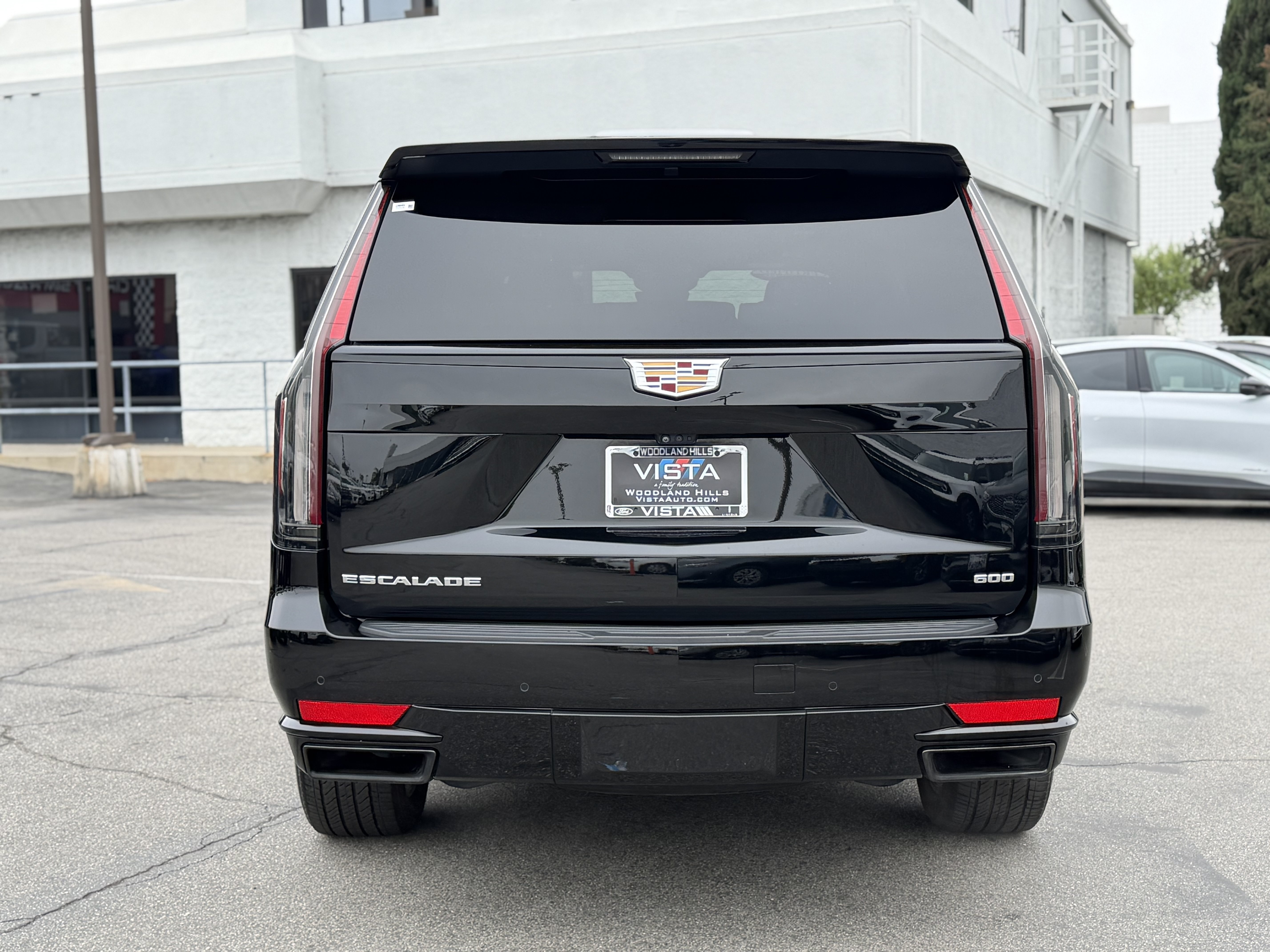 Used 2023 Cadillac Escalade Sport Platinum AWD/4WD image 6