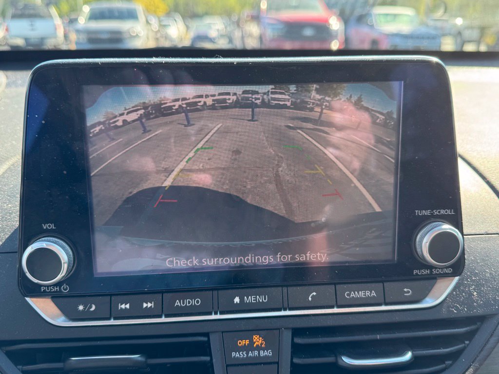 Used 2023 Nissan Altima 2.5 SV FWD image 16