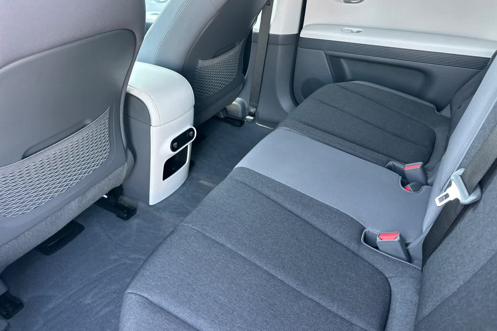 Used 2023 Hyundai Ioniq 5 SE RWD image 4