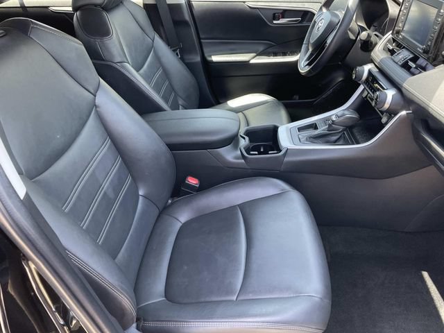 Used 2022 Toyota RAV4 XLE Premium FWD image 35