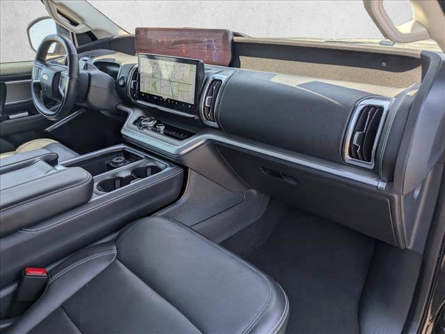 Certified 2025 Ford Expedition Platinum AWD/4WD image 23