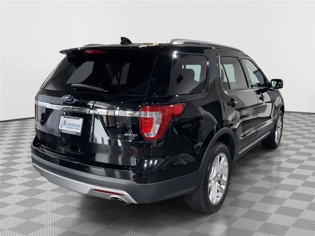 Certified 2017 Ford Explorer XLT w/ Equipment Group 202A AWD/4WD image 7