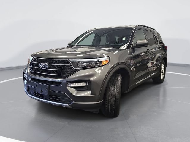 Certified 2020 Ford Explorer XLT w/ Equipment Group 202A AWD/4WD image 7