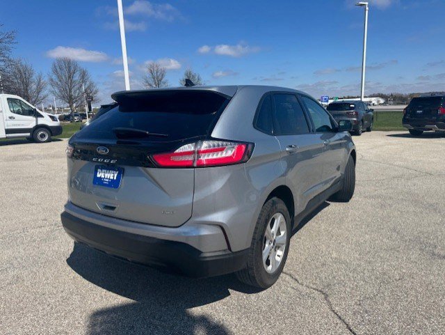 Certified 2022 Ford Edge SE image 5