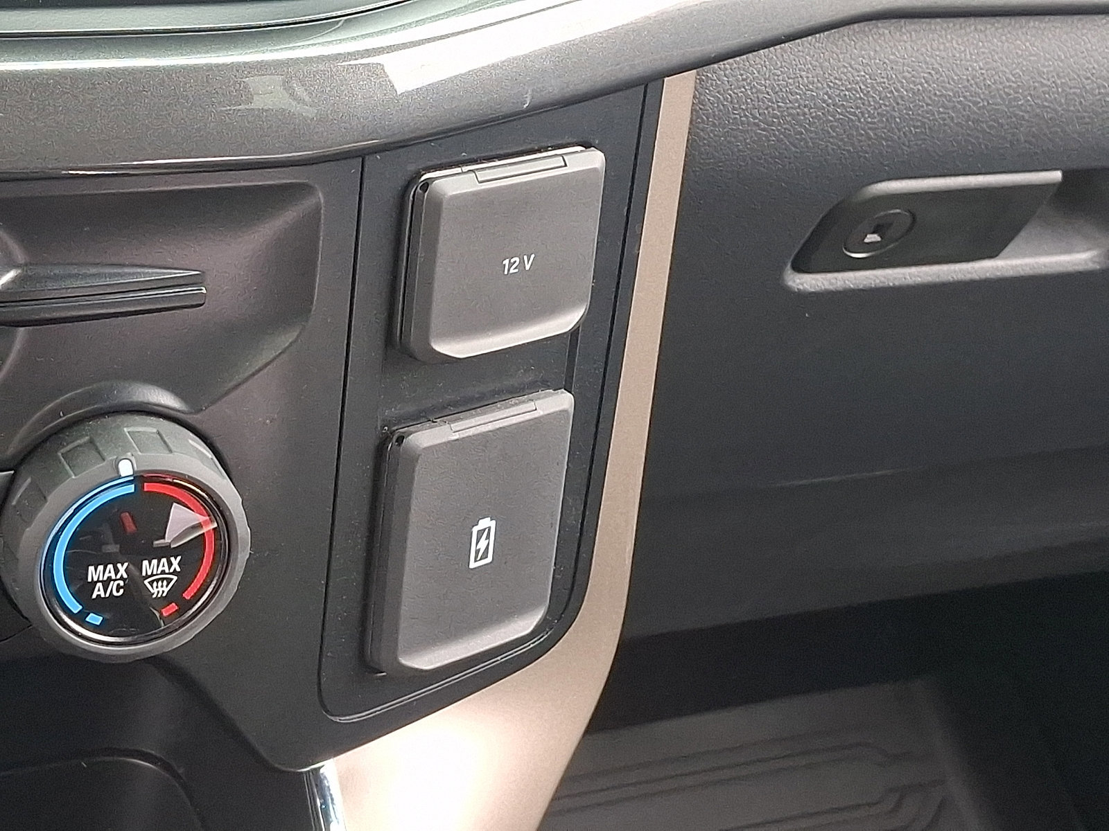 Certified 2024 Ford F150 STX w/ Equipment Group 201A FX4 image 31