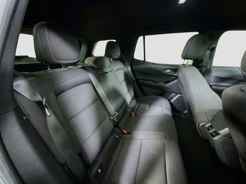 Used 2025 Chevrolet Equinox LT AWD/4WD image 29
