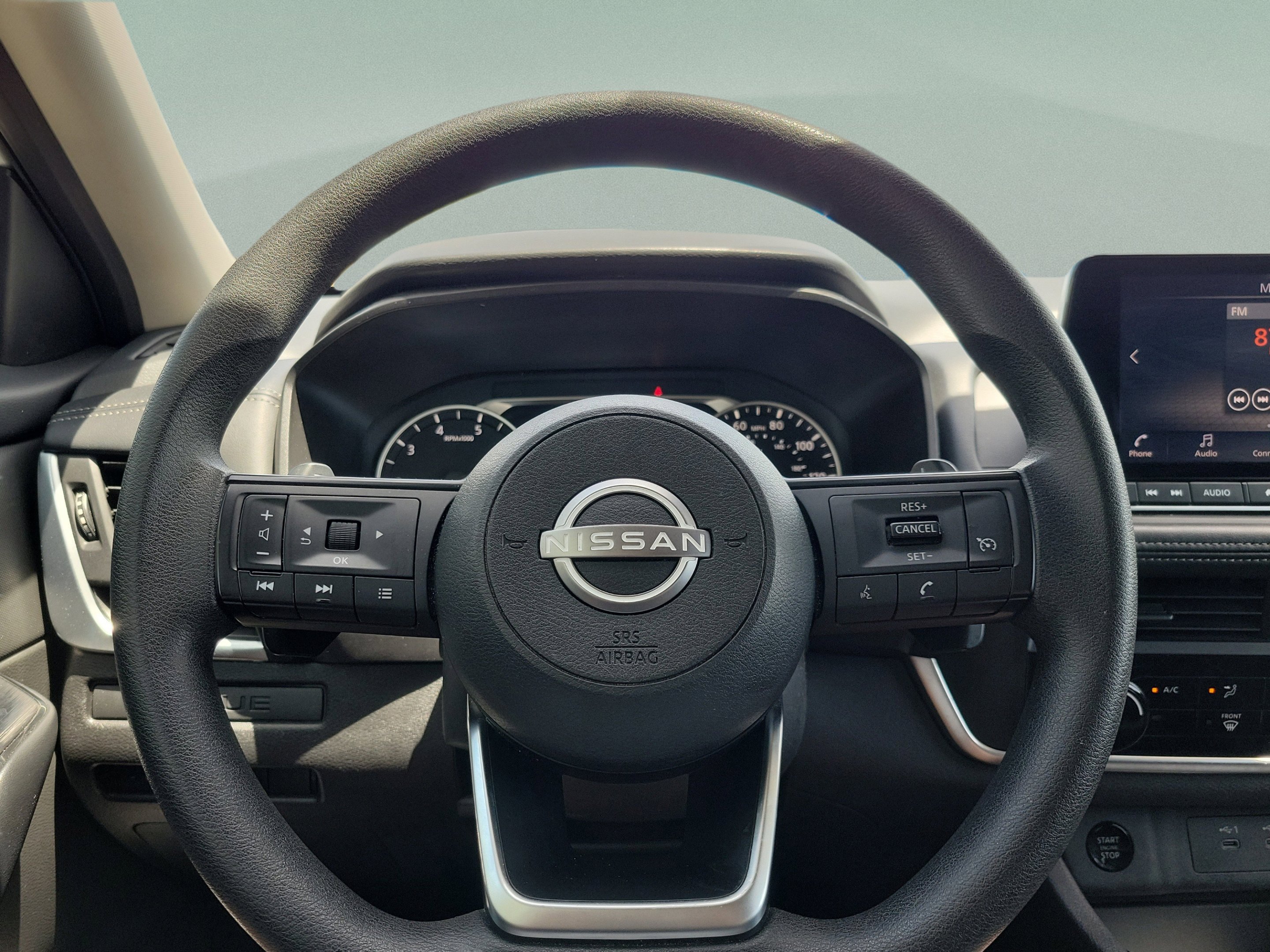 Used 2024 Nissan Rogue S AWD/4WD image 20