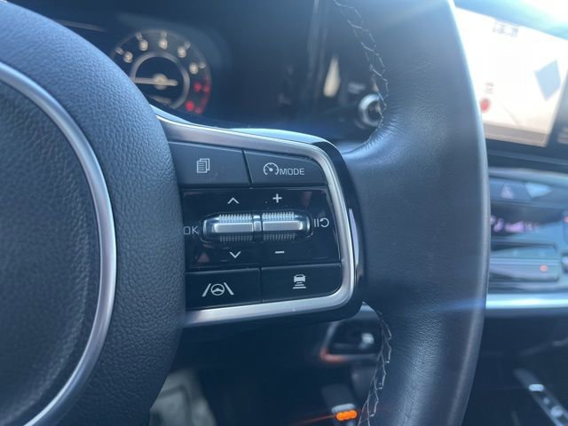 Used 2023 Kia Sorento SX image 34