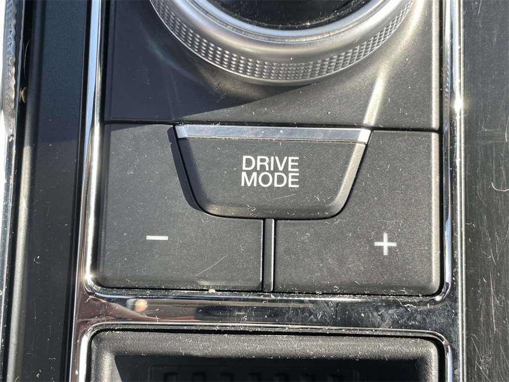 Certified 2022 Ford Expedition Max XLT image 26