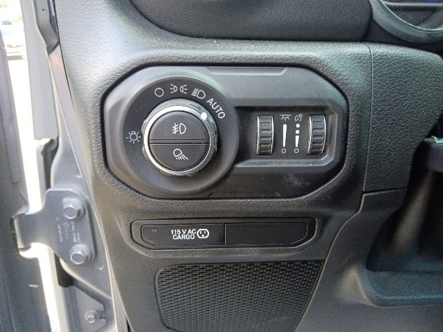 Used 2020 Jeep Gladiator Rubicon AWD/4WD image 17