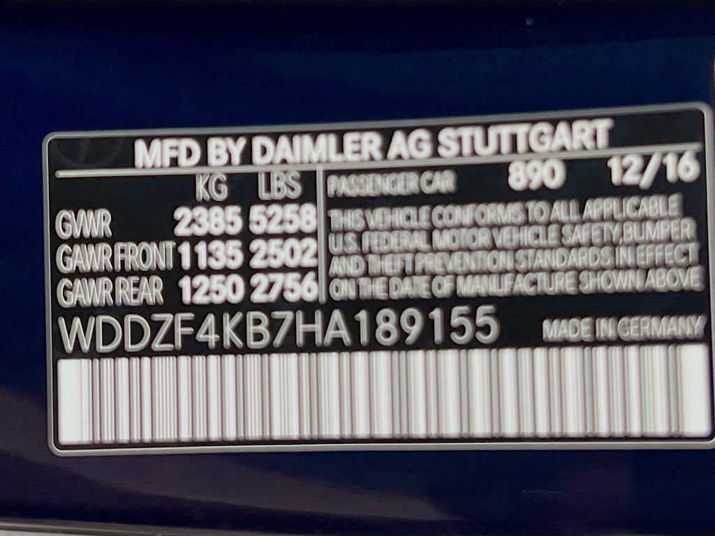 Used 2017 Mercedes-Benz E 300 4MATIC image 34