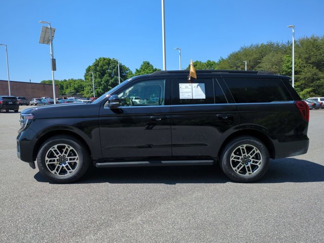 Certified 2025 Ford Expedition Active RWD image 7