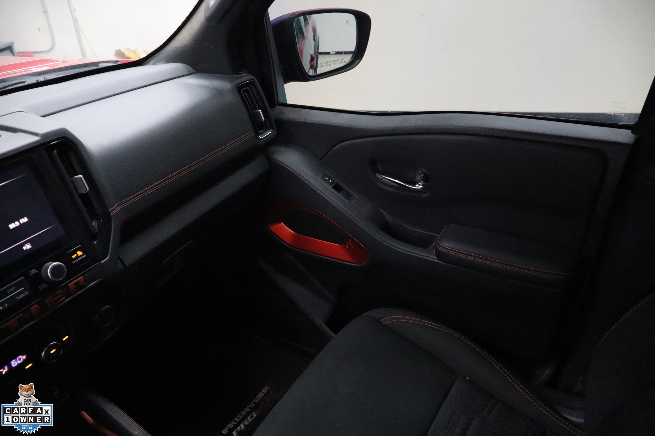 Used 2025 Nissan Frontier PRO-4X w/ Pro Convenience Package image 30