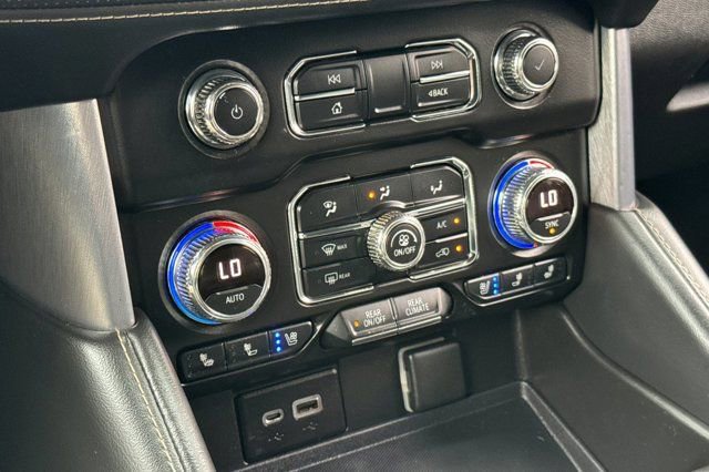 Used 2022 GMC Yukon SLT w/ SLT Luxury Package image 23