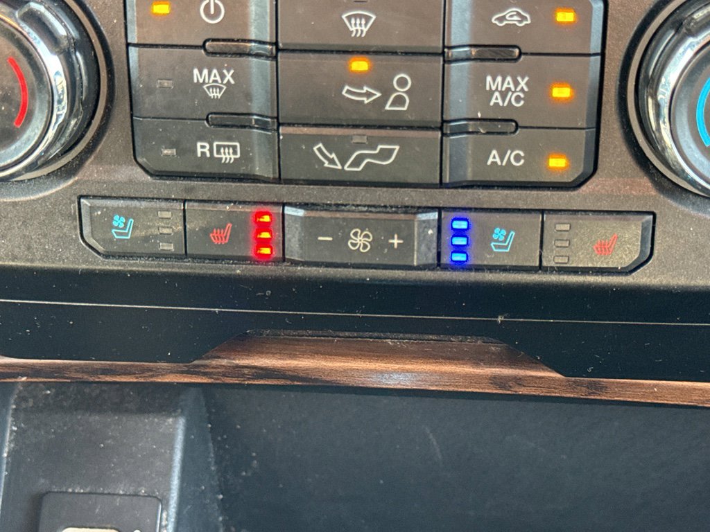 Certified 2019 Ford F150 Lariat image 24