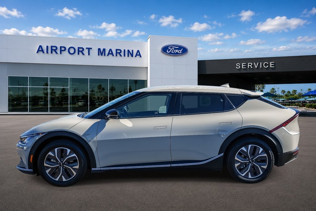 Used 2024 Kia EV6 Light AWD/4WD image 5