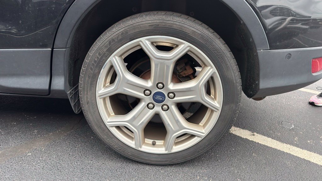 Certified 2018 Ford Escape Titanium w/ Ford Safe & Smart Package AWD/4WD image 8