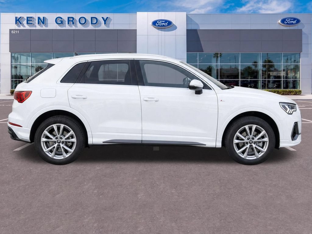 Used 2024 Audi Q3 2.0T Premium AWD/4WD image 8