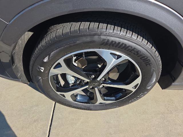 Certified 2023 Ford Escape ST-Line Select w/ Tech Pack #2 image 9